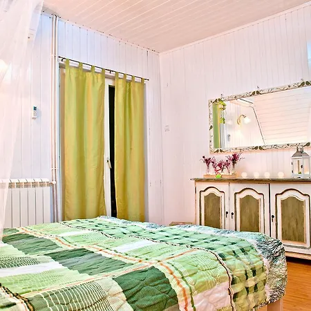 House Vikendica Divcibare